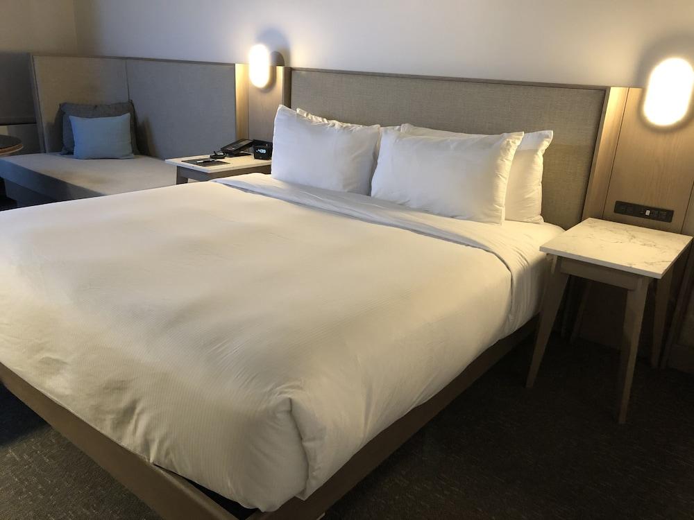 Doubletree By Hilton St. John'S Harbourview Otel Dış mekan fotoğraf